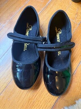 Dance Class Girls' Black Patent Girls Tap Dance Shoes 11